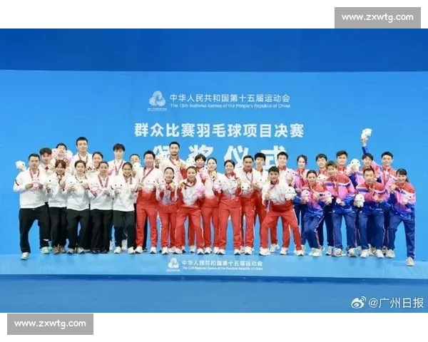 广州 “基哥照哥”：百年球龄拼下全运会群众羽毛球首金